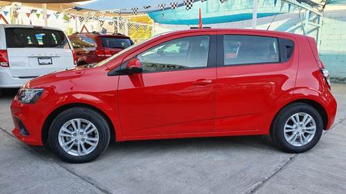 Chevrolet Sonic 2017 Lt Hatchback Std
