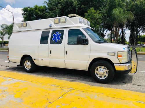 Imagen 10 de 15 de Ford Econoline E350 Ambulancia T2 Diesel