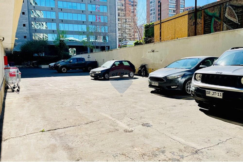 Departamento A Pasos De Metro Manquehue