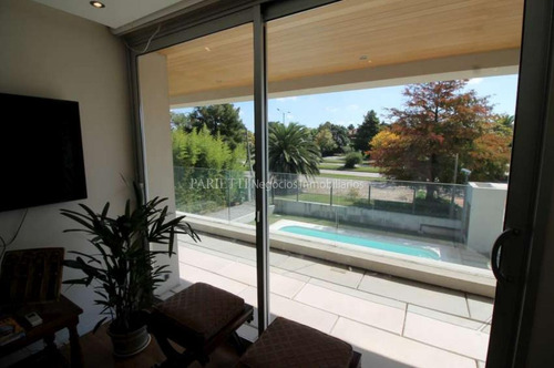 Carrasco Alquiler Apartamento 3 Dormitorios Parrillero Piscina