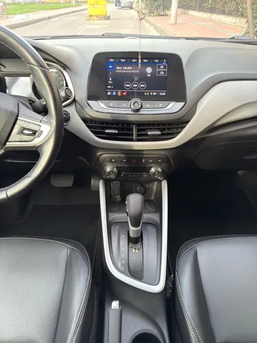 Chevrolet Onix 1.0T Premier Sedan At