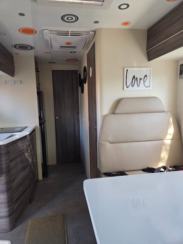 Motorhome M. B. Sprinter 516. Royal Home. Equipamiento Full