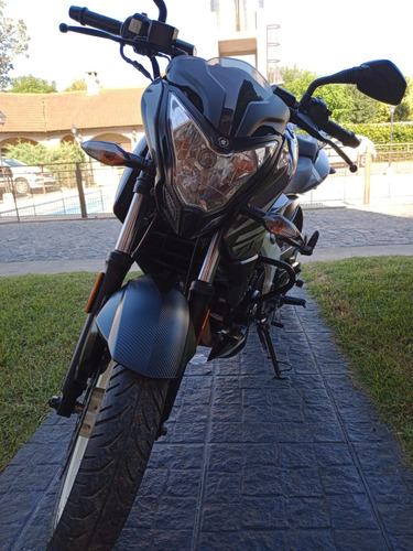 Bajaj Rouser Ns200