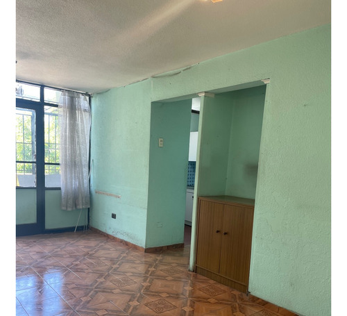 Oportunidad! Venta Departamento 3 Dormitorios, 1 Baño.