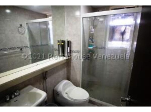 Imagen 9 de 16 de #22-12074 Bello Y Amplio Penthouse En El Marques