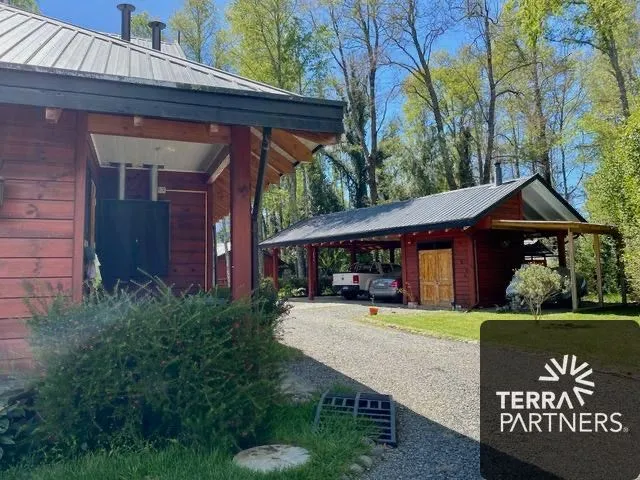 Imagen 2 de 29 de Venta Casona Fundo El Sol Pucón Con Casa Cuidador