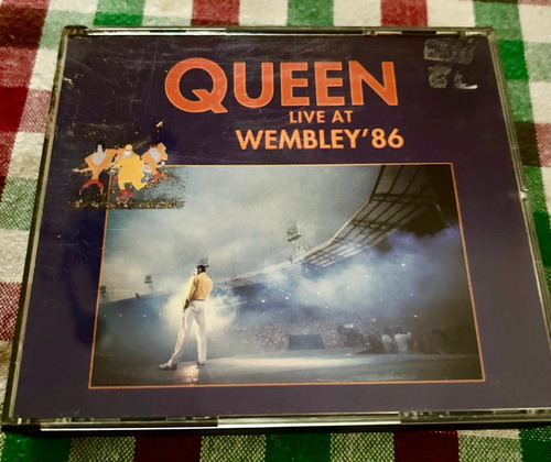 Queen - Live At Wembley Cd Doble Fatbox , Made In Usa