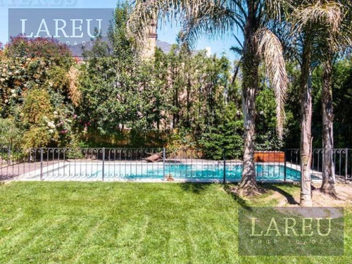 Casa En Venta Con Renta - Barrio Boulevares