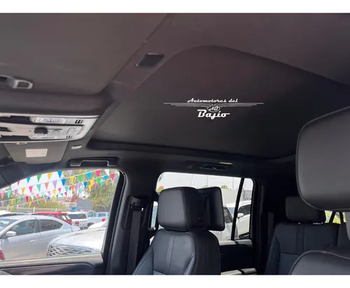 Chevrolet Suburban 5.3 Rst 4X4 At