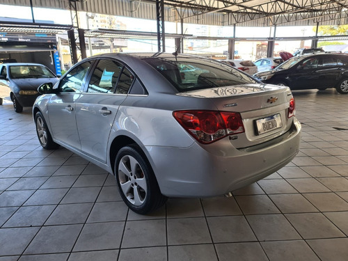 Imagem 6 de 13 de Chevrolet Cruze Sedan Lt 1.8 16v Flex