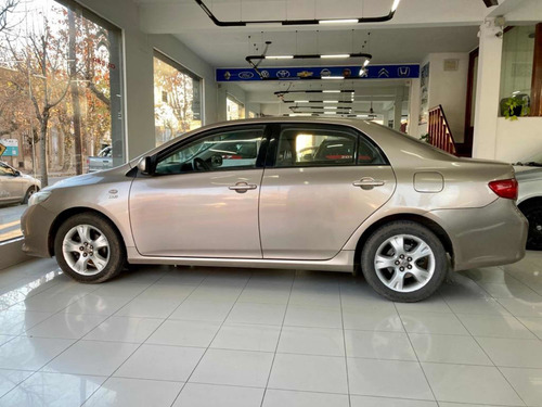 Imagen 7 de 12 de Toyota Corolla 1.8 Xei Mt 2009