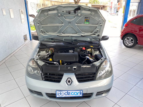 Renault Clio Sedan 1.0 16v Authentique Hi-flex 4p