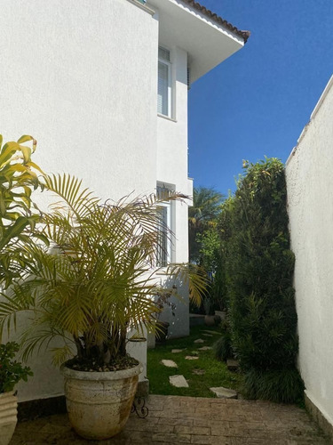 Imagem 26 de 30 de Sobrado Com 4 Dormitórios, 450 M² - Venda Por R$ 2.800.000,00 Ou Aluguel Por R$ 10.000,00/mês - Monterey Ville - Mogi Das Cruzes/sp - So0081