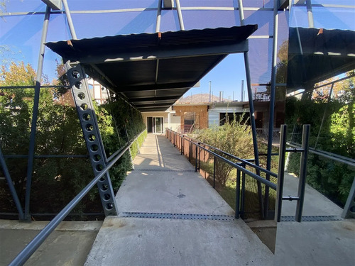 Moderna Oficina En Venta En Chicureo 