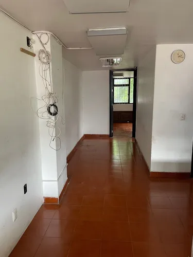 Casa Con Uso Del Suelo Comercial