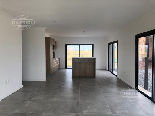 Imagen 2 de 20 de Venta Casa A Estrenar 3 Dormitorios - Mirador De La Tahona