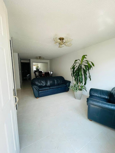 Casas En Arriendo Av. Sur 1031-2975