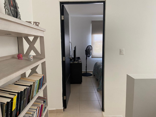 Imagen 21 de 30 de Casa En Venta 2 Rec. Estudio O Rec. Adicional En Pb Zakia