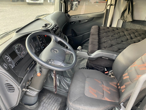 Imagem 4 de 13 de Mb Mercedes Axor 2041