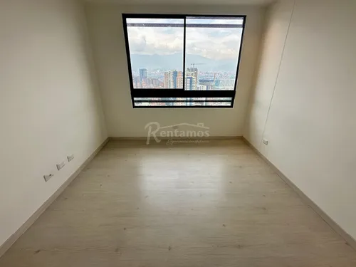 Apartamento En Arriendo En Castropol. Cod A776022