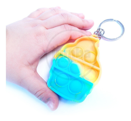 Imagen 2 de 10 de Llaveros Pop It Multicolor Varios Modelos Antiestres Rainbow