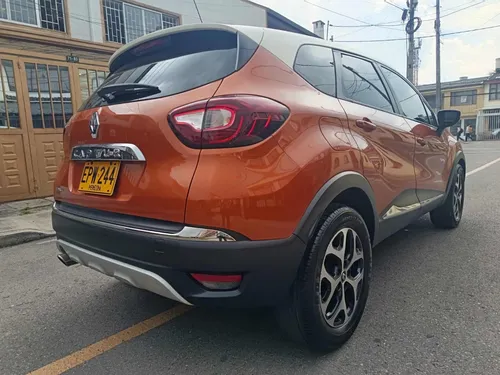 Renault Captur 2.0 Intens Automática