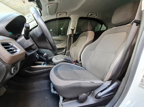 Imagem 14 de 15 de Chevrolet Prisma 1.4 Mpfi Ltz 8v 2016