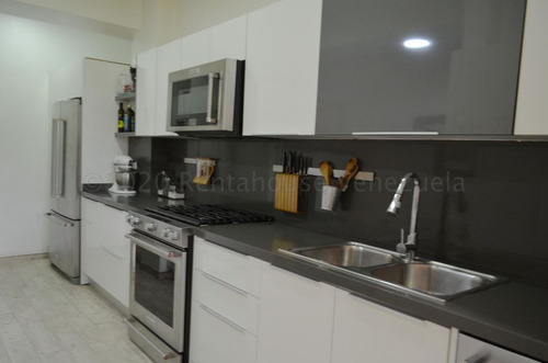 En Venta Encantador Apartamento En Planta Baja En Los Samanes Jb