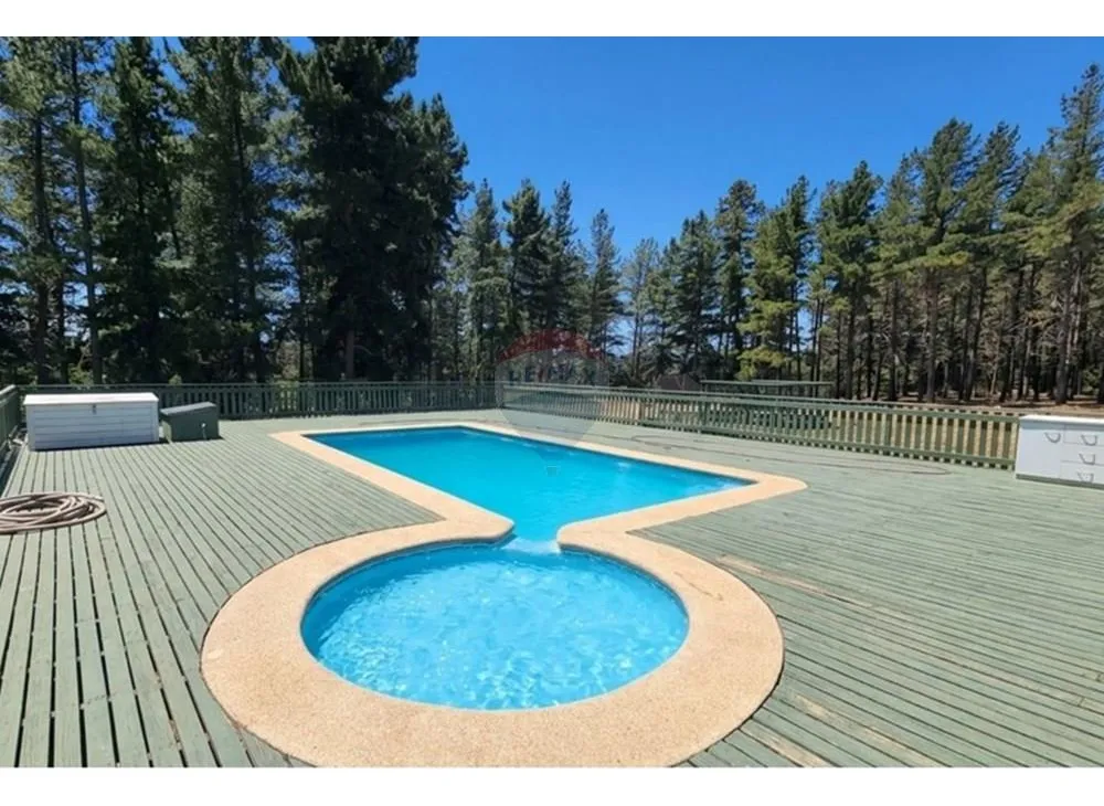 Imagen 1 de 19 de Casa Moderna Con Bosque Y Piscina Algarrobo