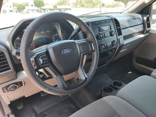 Ford F-350 6.3l Xl 6.2 Plus Ac At