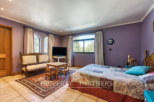 Excelente Casa Estilo Chileno, En Santuario Del V...