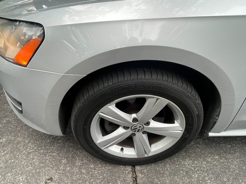 Volkswagen Passat 2.5 Highline L5 P Nave At