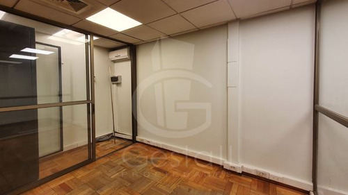 Oficina En Venta En Providencia, 25 Privados-7 Baños-10 Est.