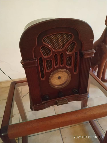 Radio Antiguo Marca Thomas