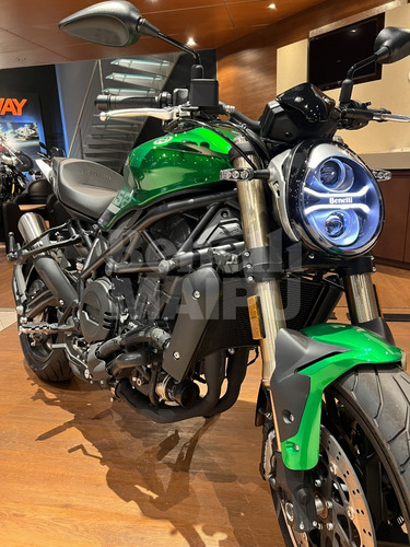 Imagen 2 de 15 de Benelli 752s