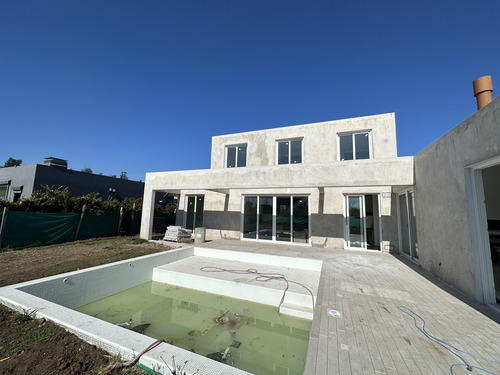 Hermosa Casa En La Concepción Ii !!