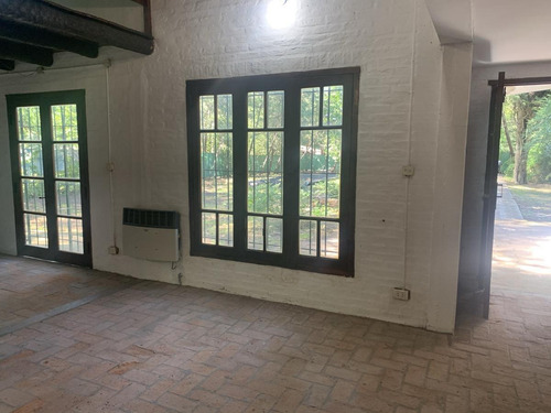 Imagen 12 de 27 de Casa-quinta En Ricardo Rojas (tigre)! -1200 M2-
