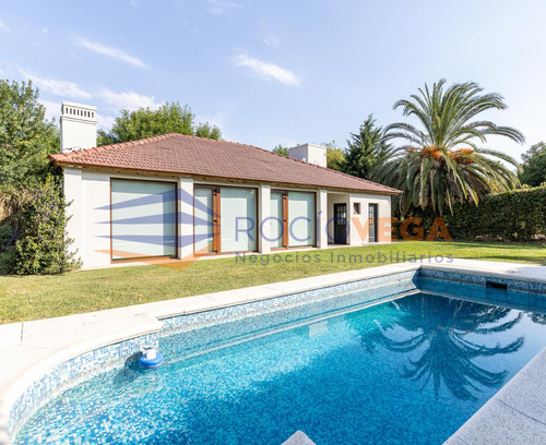 Casa En Venta En Banco Provincia Country Club Moreno