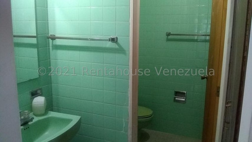 Imagen 16 de 29 de Casa Con Anexo En Los Chorros, Conjunto Cerrado, Caracas, Codigo: Mvg 21-23644