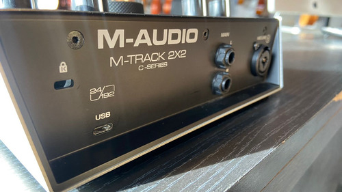 Placa Interface De Audio M-audio M-track 2x2m C-series Usada
