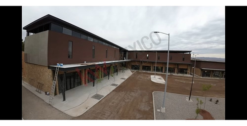 Local En Renta De 89.38 M2 En $34,411 En Plaza Pastizal En La Unión Ganadera De Chihuahua Km 8.5...