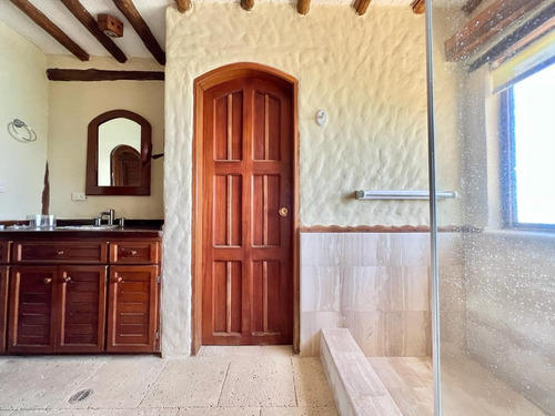 Imagen 15 de 24 de Se Vende Ranchos De Chana 2700 M² -6h+s/8b+s/6p En Nueva Esparta