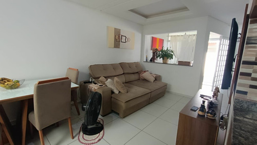 Ótimo Duplex/sobrado Com 2 Dormitórios!