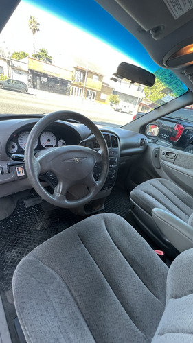 Chrysler Caravan 3.3 Se 3.3