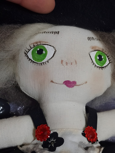 Muñeca Dbruja De Trapo, Tela