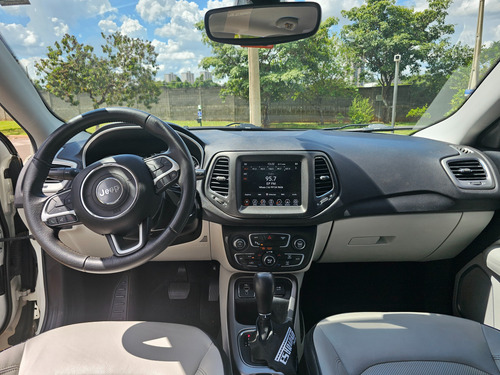 Jeep Compass 2.0 Longitude Flex Aut. 5p