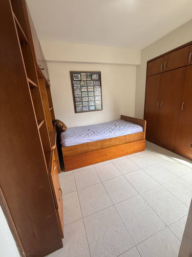 Np Alquila Apartamento Res. Lomas De Los Mangos, Cod 289410