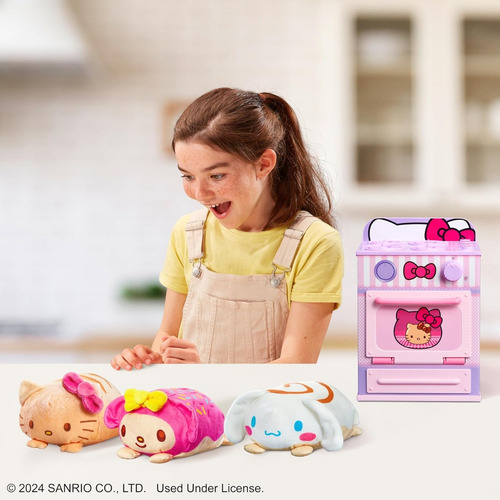 Cookeez Makery Hello Kitty Y Amigos Horno Mágico + Peluche Rosa Chicle