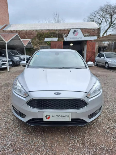 Ford Focus III 1.6 Sedan S
