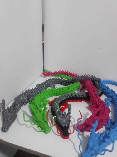 Dragon Yen Long Articulado